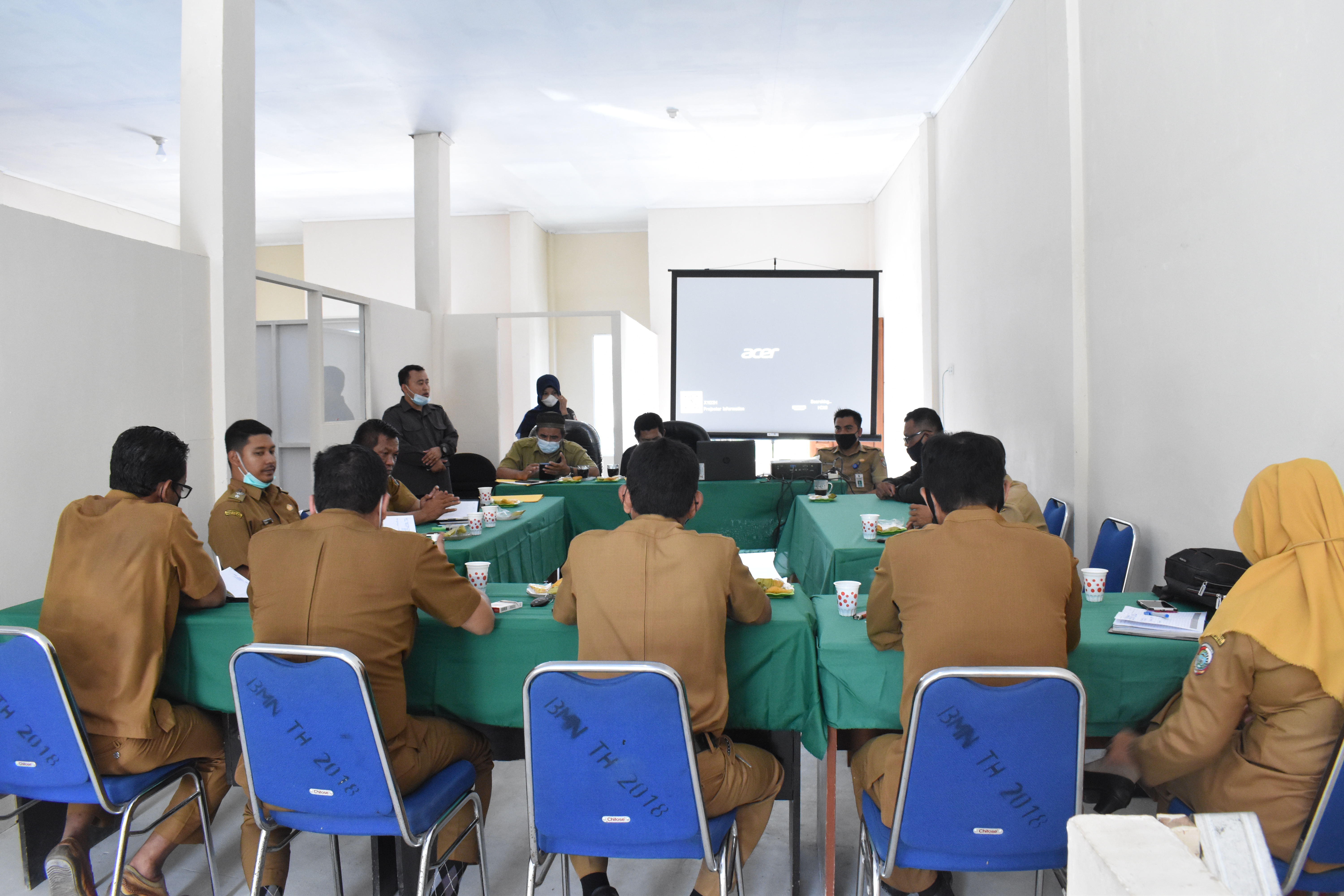 BAWASLU MEMPAWAH BANGUN DESA SADAR PENGAWASAAN"""