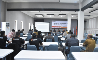BAWASLU KABUPATEN MEMPAWAH MEMPERKUAT PEMAHAMAN DIJAJARAN KECAMATAN “AGAR DAPAT MEMAKSIMALKAN PENGAWASAN SEHINGGA DAPAT MEMINIMALISIR TERJADINYA PELANGGARAN PEMILU”.