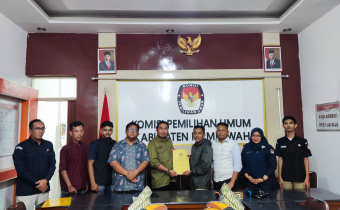 Penyerahan Laporan Awal Dana Kampanye (LADK) di Aula Kantor KPU